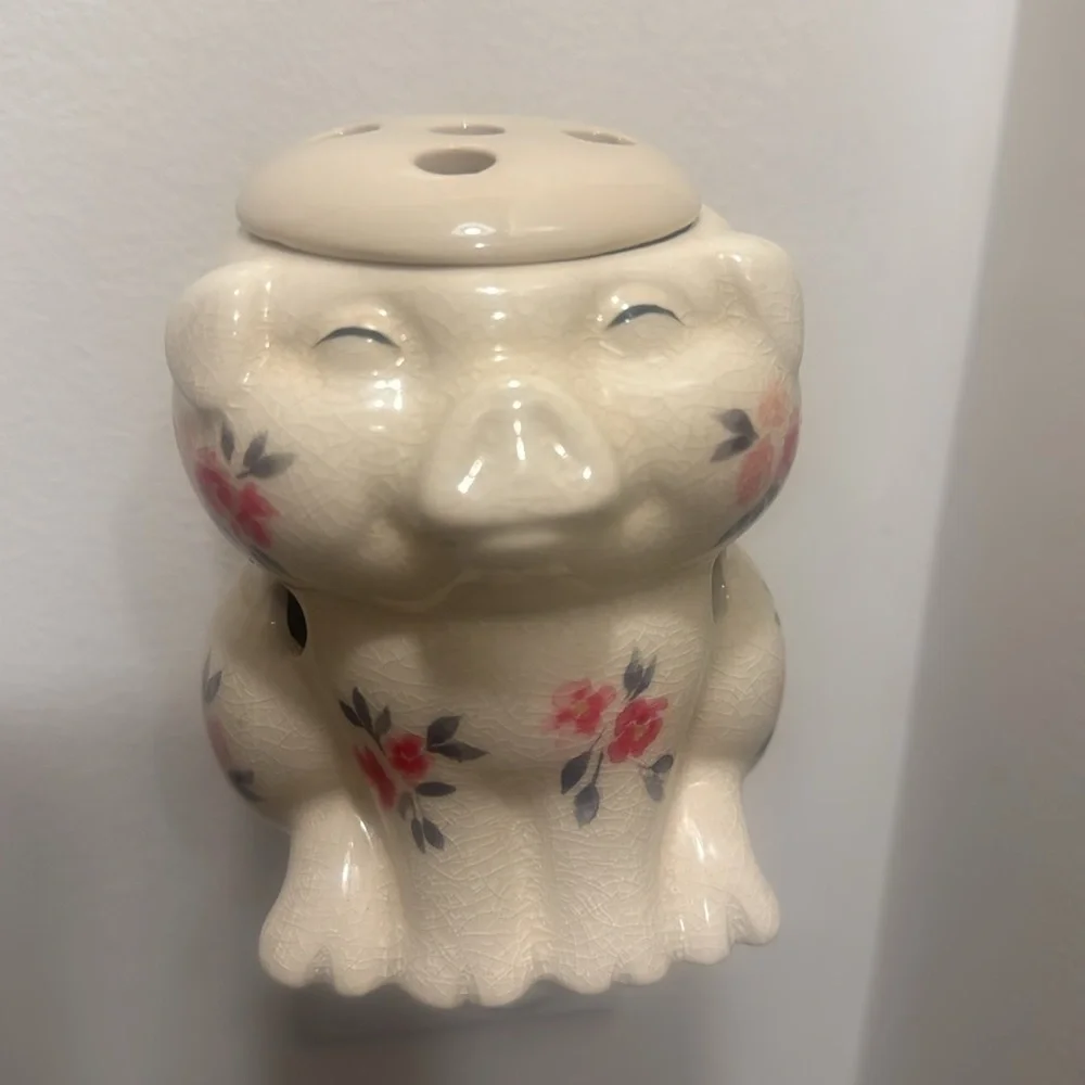 ScentSationals Wilber The Pig Accent Mini Wax Plug In Warmer Floral Farmhouse - Picture 3 of 8